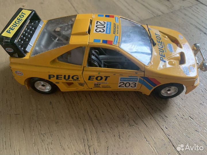 Модель Peugeot 405 turbo 16. Масштаб 1/24,№ 203