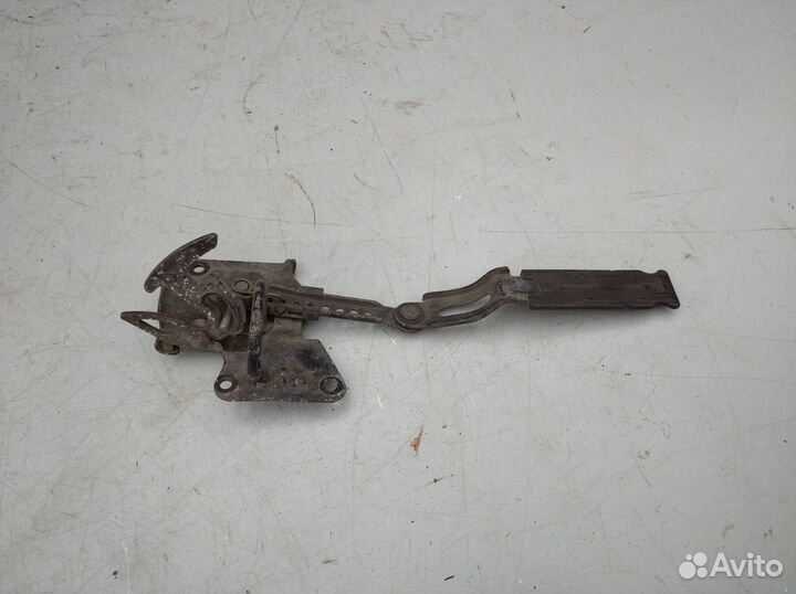 Замок капота Ауди А6 С5