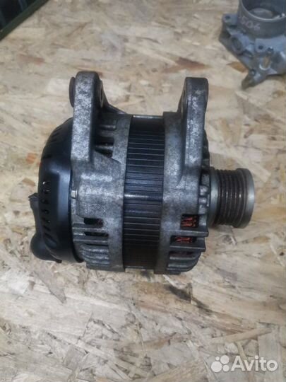 Генератор Nissan X-Trail T31 MR20DE