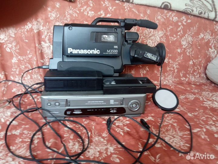 Видеокамера профессиональная panasonic