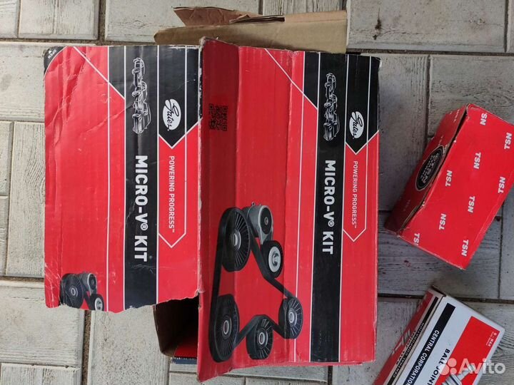 Ремень+ролик натяжной Chevrolet lacetti