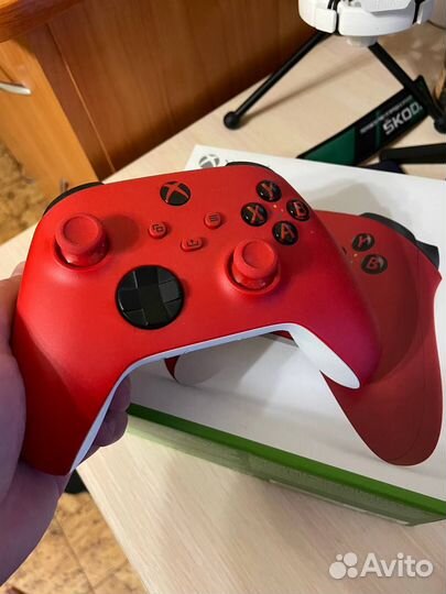 Геймпад xbox Series Pulse Red