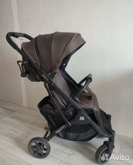 Коляска прогулочная babalo