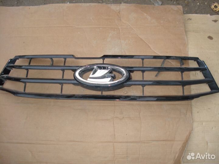 Решетка радиатора LADA Granta 1-2