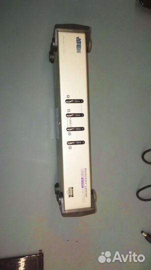 Настольный KMV Переключатель Aten CS1744