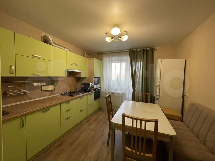 3-к. квартира, 81,5 м², 3/10 эт.