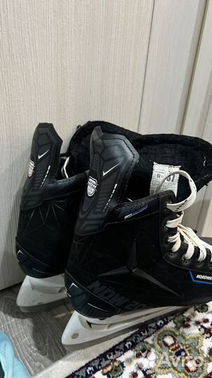 Коньки хоккейные детские