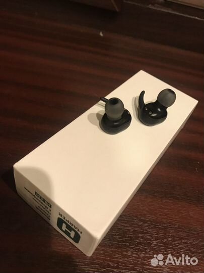Беспроводные наушники