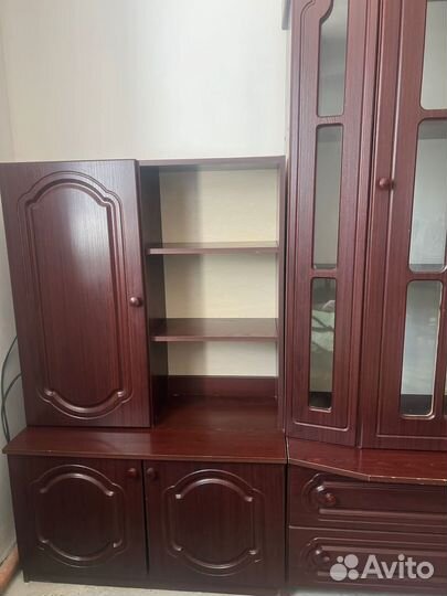 Стенка в гостиную