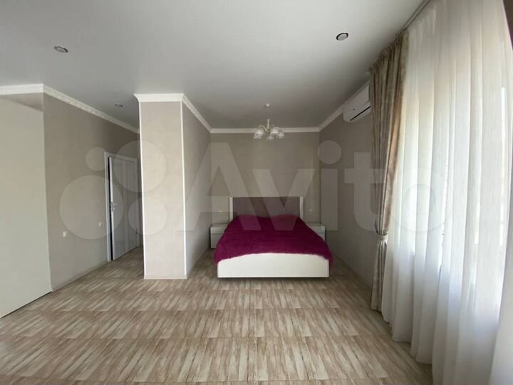 Квартира-студия, 37 м², 1/3 эт.