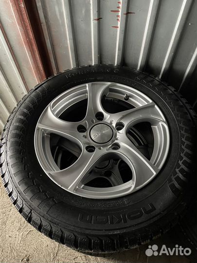 Колеса в сборе r16 зимние шипованные