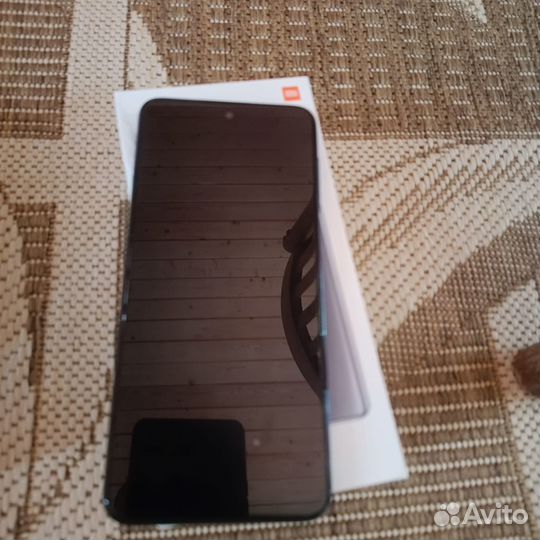 Телефон Xiaomi Redmi note 9 pro