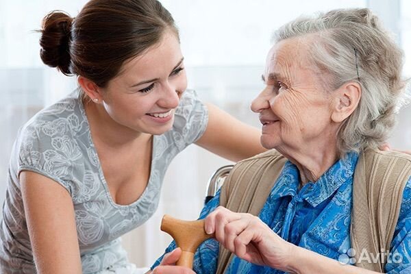 Помощь пожилым людям