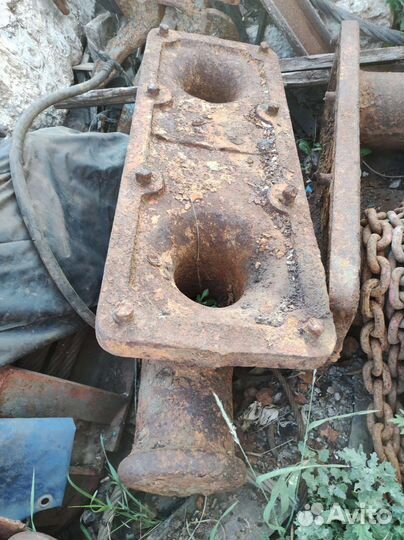 Кнехт швартовый судовой