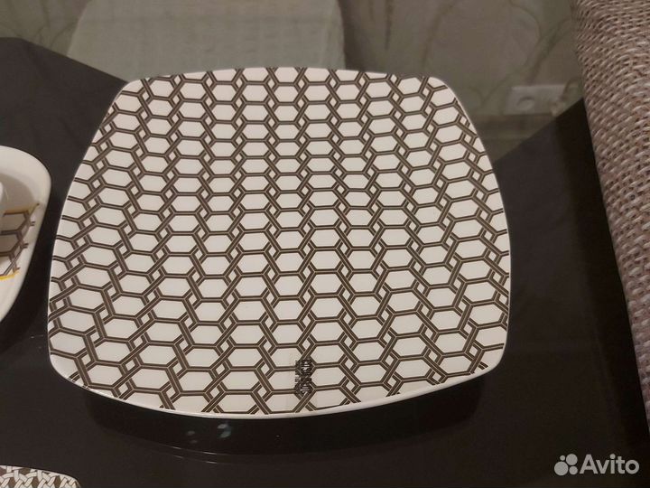 Набор столовой посуды 21 предмет