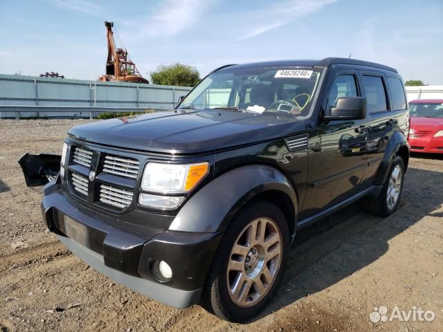 В разборе Dodge Nitro