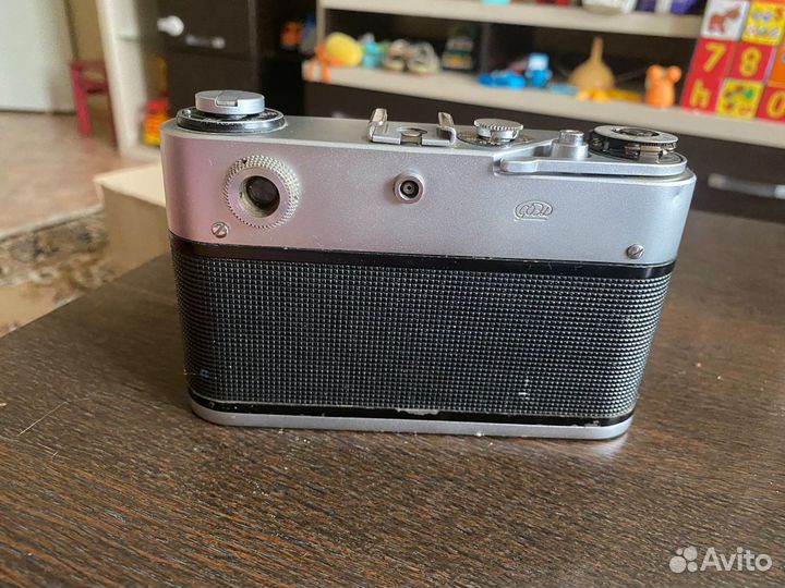 Плёночный фотоаппарат советский