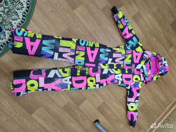 Зимний комбинезон для девочки