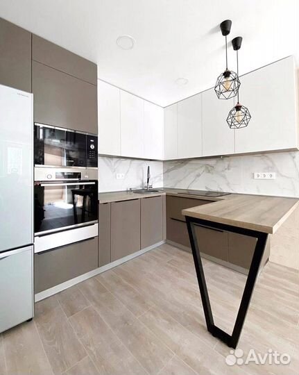 Кухонный гарнитур новый