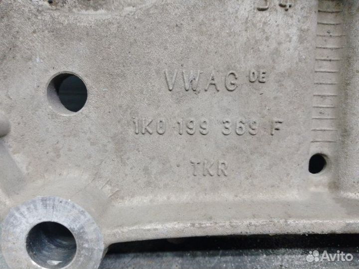 Балка передняя подрамник Volkswagen Golf Vi