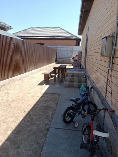 Дом 77 м² на участке 4 сот.