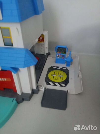 Робокар Поли пакетом