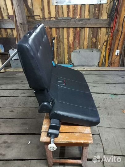 Третий ряд сидений mitsubishi pajero 4