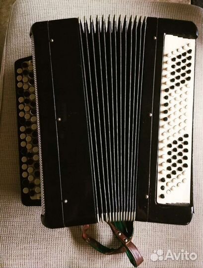 Продам Концертный баян, Мелодия Тула, трофейный
