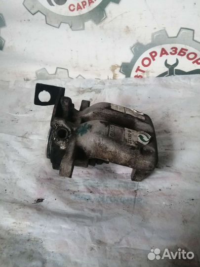 Суппорт задний левый Volkswagen Passat B6