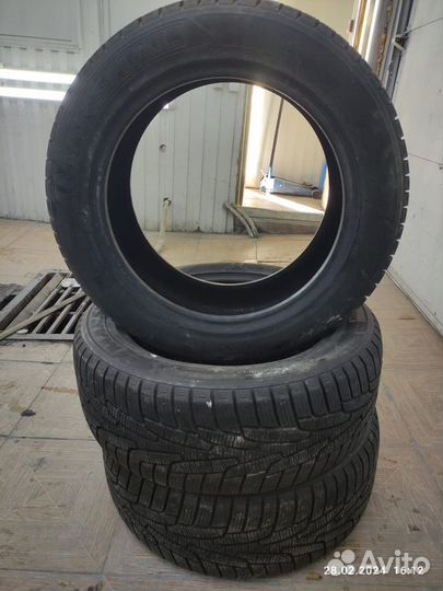 Nokian Tyres Hakkapeliitta 9 235/55 R17