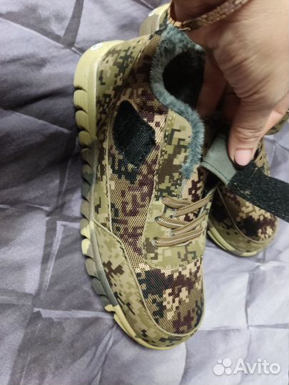 Мужские зимние кроссовки с мехом