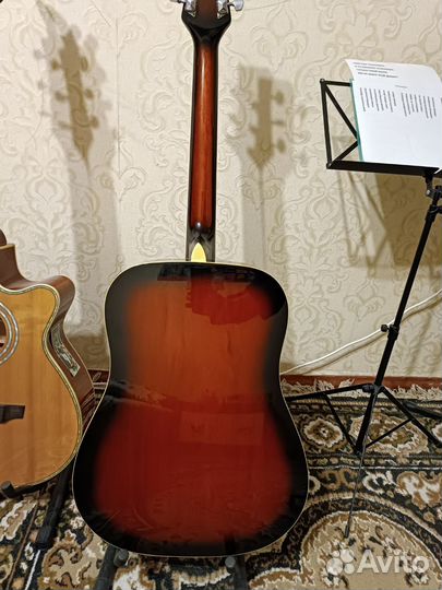 Электроакустическая гитара martinez