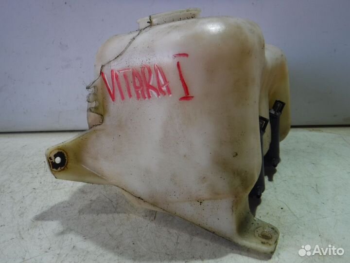Бачок омывателя лобового стекла Suzuki Grand Vitar