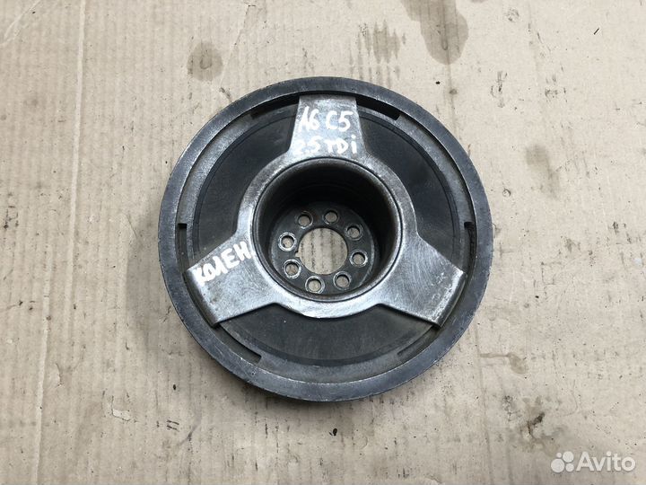 Audi A6 C5 2.5TDI Шкив коленвала