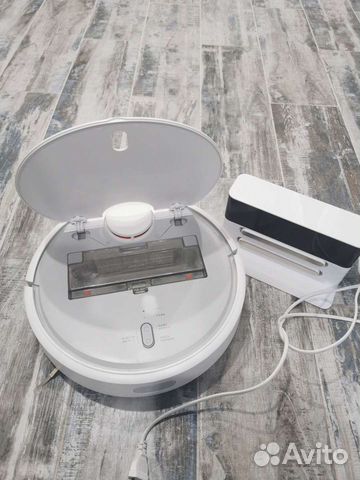 Робот пылесос Xiaomi Mi Robot Vacuum Cleaner белый