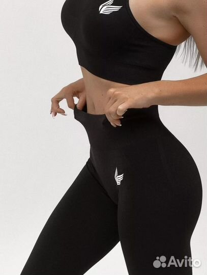 Спортивный костюм для фитнеса женский