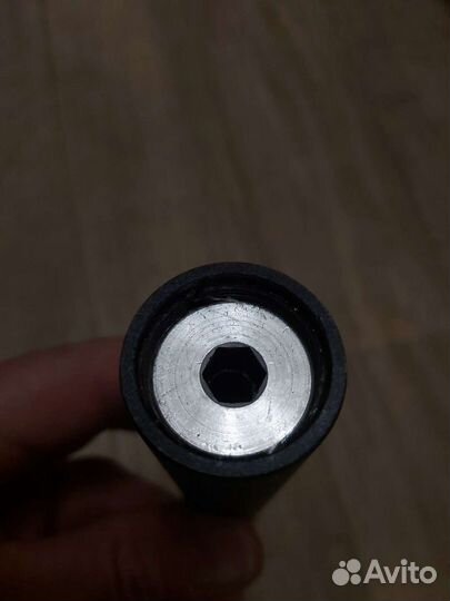 Подседедельный штырь с амортизацией