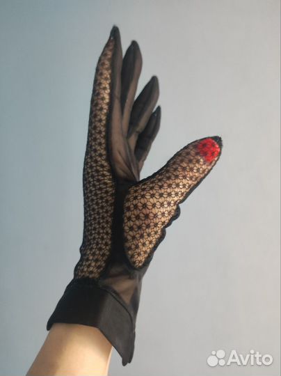 Перчатки ретро