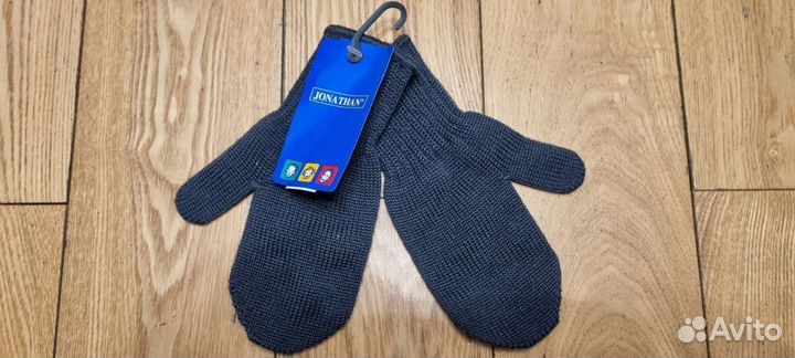 Новые перчатки и варежки