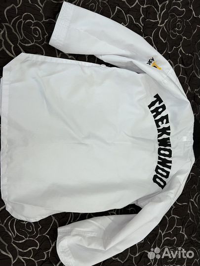 Костюм для тхэквондо