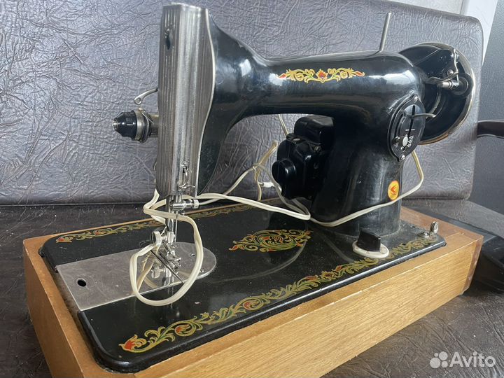 Швейная машина Подольск