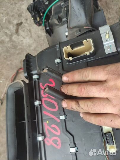 Корпус отопителя Mercedes-Benz W210