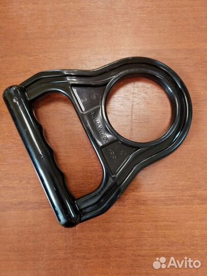 Ручка для переноса бутылей