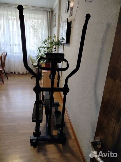 Тренажер для фитнеса эллиптический Torneo