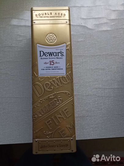 Металлическая коробка для виски