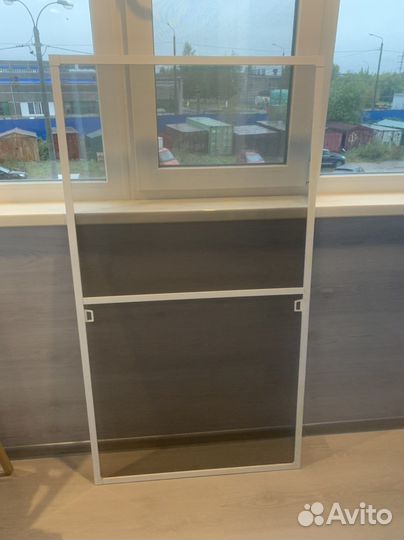 Москитная сетка на окно