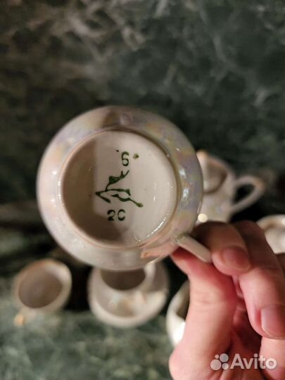 Чайный сервиз / чайник / молочник / сахарница