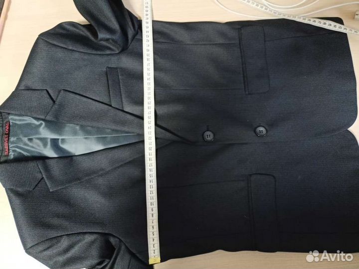 Костюм школьный в отличном состоянии, рост 158 -80
