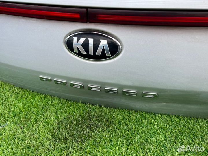 Крышка багажника задняя Kia Proceed G4FC 2019