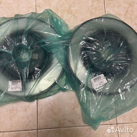 Оригинальные передние тормозные диски VAG - 301AN